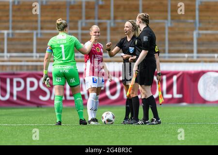 Uppsals, Schweden. Juni 2021. Anstoß während des Elitettan-Spiels zwischen IK Uppsalia und IFK Norrkoping bei Studenternas IP in Uppsale, Schweden Quelle: SPP Sport Pressefoto. /Alamy Live News Stockfoto