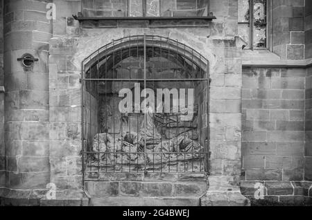 Regiswindiskirche, Lauffen am Neckar, Baden-Württemberg, Deutschland: 'Ölberg', mittelalterliche und denkmalgeschützte Darstellung der Ölberg-Szene. Stockfoto