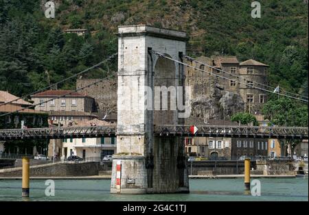 Seitenansicht des Marc Seguin-Tores, Tain l'Hermitage-Tournon, Drome-Ardeche, Rhône-Tal, AURA, Frankreich Stockfoto