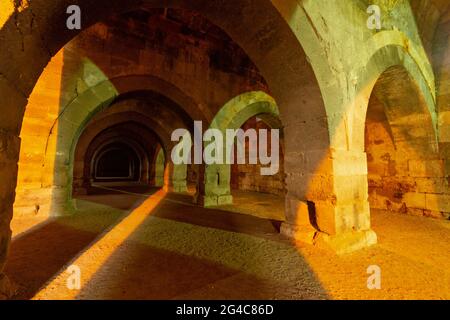 Architektonische Besonderheiten in der historischen Karawanserei von Sultanhani in Aksaray, Türkei Stockfoto