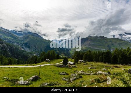 Bergpanorama von der Fiescheralp und Bettmeralp, Wallis, Schweiz Stockfoto