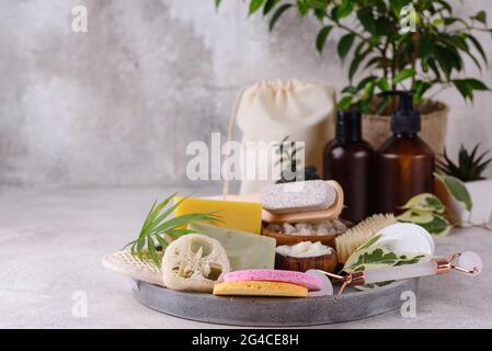 Wiederverwendbare Pflegezubehör. Zero Waste nachhaltiges Lifestyle-Konzept Stockfoto