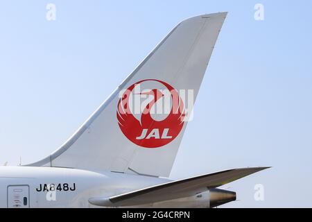 Ein Flugzeug von Japan Airlines (JAL) wird am 15. Juni 2021 am Tokyo International Airport in Tokio, Japan, zu sehen sein. Quelle: AFLO/Alamy Live News Stockfoto