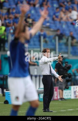 Rom. Juni 2021. Italiens Trainer Roberto Mancini reagiert während des UEFA EURO 2020 Group A Fußballspiels zwischen Italien und Wales am 20. Juni 2021 im Olympiastadion in Rom. Quelle: Cheng Tingting/Xinhua/Alamy Live News Stockfoto