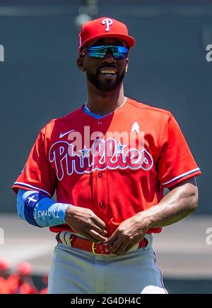 Juni 20 2021 San Francisco CA, USA der Phillies-Mittelfeldspieler Andrew McCutchen (22) während der Aufwärmphase vor dem MLB-Spiel zwischen den Philadelphia Phillies und den San Francisco Giants im Oracle Park San Francisco Calif. Thurman James/CSM Stockfoto