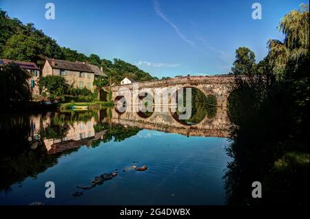 Pont de Cirou an der Grenze zwischen Aveyron und Tarn, Frankreich Stockfoto