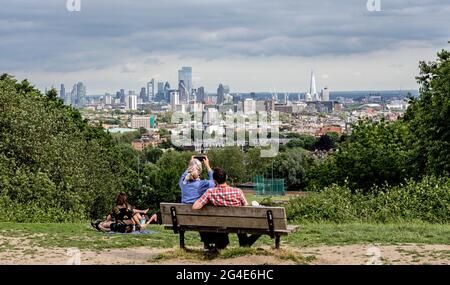 Blick auf die Stadt vom Parliament Hill Hampstead Heath London UK Stockfoto