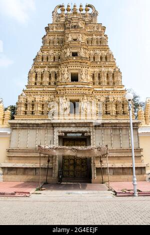 Sri Shveta Varahaswami Tempel im Garten des Maharadschas Palast in Mysore (Mysuru), Karnataka, Südindien - Asien Stockfoto