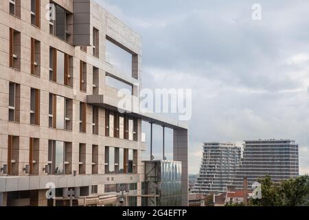 Bild der Baustelle von Beograd na vodi, oder Beograd Waterfront, aus dem B2-Gebäude. Belgrade Waterfront, auf Serbisch als Belgrad am Wat bekannt Stockfoto