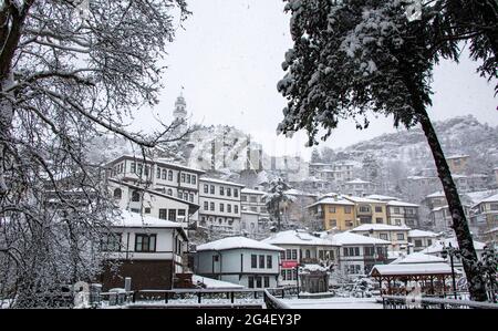 Bolu / Goynuk, ein Ort, der seine Architektur und Natürlichkeit bewahrt hat und seine Traditionen fortgesetzt hat, ist im Winter sehr schön und bietet Ba Stockfoto