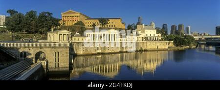 2006 HISTORICAL ART MUSEUM FAIRMOUNT PARK WATER WORKS SCHUYLKILL RIVER PHILADELPHIA PENNSYLVANIA USA Stockfoto