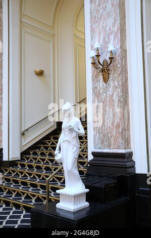 Interieur des berühmten Adelphi Hotels in Liverpool Stockfoto