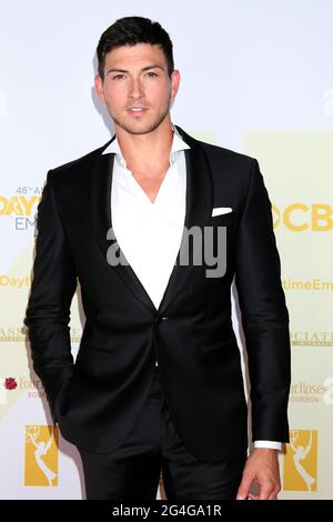 12. Juni 2021, Burbank, CA, USA: LOS ANGELES - 12. JUNI: Robert Scott Wilson bei der 48th Daytime Emmy Awards Press Line - 12. Juni in den ATI Studios am 12. Juni 2021 in Burbank, CA (Bildquelle: © Kay Blake/ZUMA Wire) Stockfoto