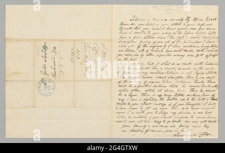 Dieser Brief wurde am 17. April 1848 in Madison County, Kentucky, von Samuel M. Fox an Giles Saunders in Richmond, Virginia, geschrieben. Fox schreibt über seinen Erfolg beim Verkauf mehrerer versklavter Menschen und über die Sorge um die Preise für versklavte Menschen in Lexington, Kentucky, aufgrund der Instabilität des Marktpreises für Baumwolle. Das Papier wird in zwei Hälften gefaltet, wobei die rechte Seite die Korrespondenz und die linke Seite die Adresse hat. Ein Poststempel vom 18. April aus Lexington, Kentucky, ist mit blauer Tinte über der Adresse gestempelt. Stockfoto