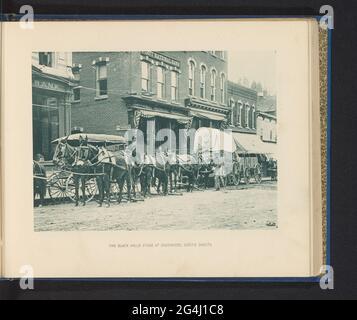 Blick auf die Chaten of the Black Hills Stage in Deadwood; die Black Hills Stage in Deadwood, South Dakota. . Stockfoto