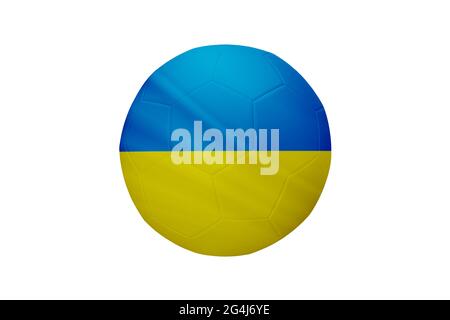 Fußball in den Farben der Ukraine-Flagge isoliert auf weißem Hintergrund. In einem konzeptionellen Meisterschaftsbild, das die Ukraine unterstützt. Stockfoto