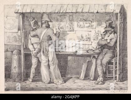 Verkäufer von Lithographien; Le Marchand de Dessins lithographiques. Zwei Soldaten, wahrscheinlich napoleonische Veteranen, stehen für den Stall eines Verkäufers von Lithographien. Im Stall hängen verschiedene Drucke mit militärischen Motiven, Alben liegen auf dem Tisch. Der Druckhändler lehnt sich entspannt an einen Stuhl, mit gekreuzten Armen und einem Hut über den Augen. Stockfoto