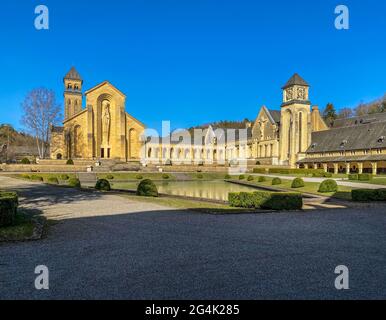 Trappist Zisterzienserabtei Orval oder Abbaye Notre-Dame d'Orval, Trappistenbier, Villers-devant-Orval, Luxemburg, Belgien Stockfoto