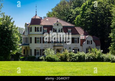 Deutschland, Erkrath, Erkrath-Hochdahl, Bergisches Land, Niederbergisches Land, Niederberg, Rheinland, Nordrhein-Westfalen, NRW, Villa Bayer, fabricants Villa von Friedrich Bayer, ehemaliges Haus Falkenberg Stockfoto