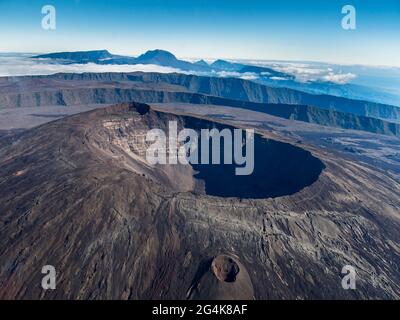Reunion Island: Luftaufnahme des Vulkans „Piton Fournaise“ Stockfoto
