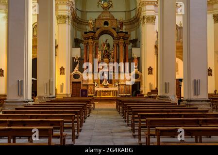 Innen der Batea Kirche (Terra Alta, Tarragona, Katalonien, Spanien) ESP: Interior de la iglesia de Batea (Terra Alta, Tarragona, Cataluña, España) Stockfoto