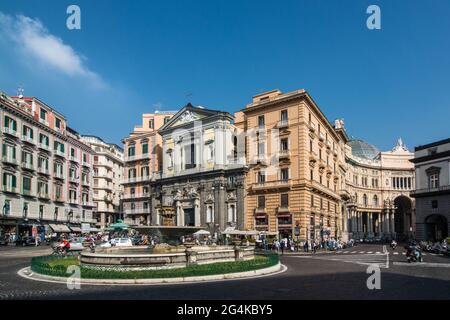 Außerhalb, Galleria Umberto, Neapel, Kampanien, Italien, Europa Stockfoto