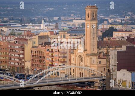 Sonnenaufgang in der Stadt Tortosa, vom Aussichtspunkt des Schlosses Suda aus gesehen, derzeit ein Hotel (Tortosa, Katalonien, Spanien) ESP: Amanecer en Tortosa Stockfoto