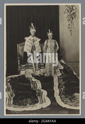 Doppelporträt von König George VI. Aus dem Vereinigten Königreich und Königin Elizabeth bei ihrer Krönung. . Stockfoto