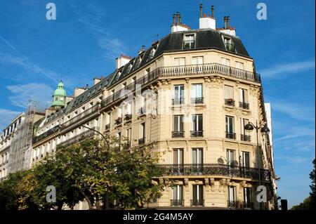 FRANKREICH, PARIS, 11. BEZIRK, GEBÄUDE VON DER REPUBLIC AVENUE Stockfoto