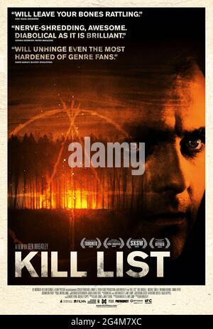 Kill List (2011) unter der Regie von Ben Wheatley mit Neil Maskell, MyAnna Buring und Harry Simpson. Ein Hitman nimmt einen lukrativen Auftrag mit unerwarteten und beunruhigenden Folgen an. Stockfoto