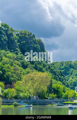 Der legendäre steile Loreley-Felsen am Rhein km555, UpperMittelrheintal, UNESCO-Weltkulturerbe, Rheinland-Pfalz, Deutschland Stockfoto