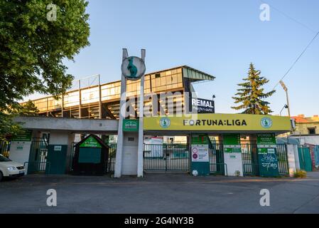 Prag, Tschechische Republik. Juni 2021. Haupteingang des Dolicek-Stadions der Bohemians Prag, Tschechische Republik. Kredit: SPP Sport Pressefoto. /Alamy Live News Stockfoto