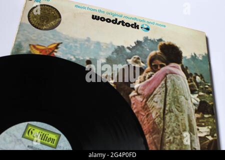 Music from the Original Soundtrack and More ist ein Live-Album mit ausgewählten Auftritten vom Woodstock Counterculture Festival 1969. Album-Cover Stockfoto