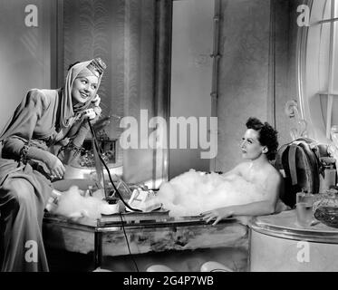 Rosalind Russell, Joan Crawford, 'The Women' (1939) MGM / Aktenzeichen # 34145-286THA Stockfoto