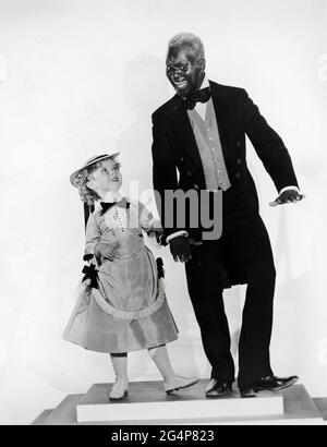 Shirley Temple, Bill 'Bojangles' Robinson, 'The Little Colonel' (1935) Fox Film / Aktenzeichen # 34145-230THA Stockfoto