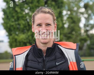 Die deutsche Diskuswerferin Julia Harting SCC Berlin beim Schönebecker Solecup 2021 Stockfoto