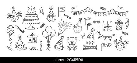 Set mit „Happy Birthday“-Kritzeleien. Skizze der Party-Dekoration, lustige lächelnde Kindergesicht, Geschenkbox und niedlichen Kuchen mit Kerzen. Kinderzeichnung. Hand Stock Vektor