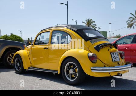 Mexikanischer Volkswagen Bettle. Retro Malaga 2021, andalusien, Spanien. Stockfoto