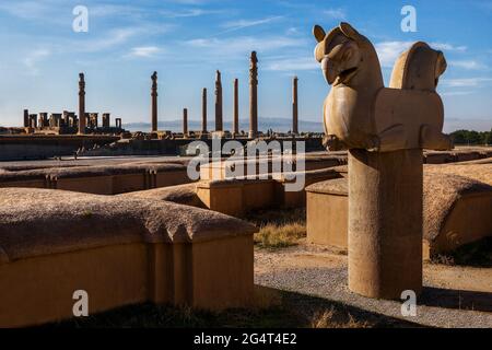 Persepolis war die Hauptstadt des achämenidischen Reiches. Es liegt im Nordosten der Stadt Shiraz in der Provinz Fars, Iran. /UNESCO-Welterbestätten. Stockfoto