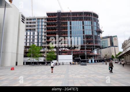 Das Interchange-Gebäude im Bau im Zentrum von Cardiff Central Square, Wales, Großbritannien, KATHY DEWITT Stockfoto