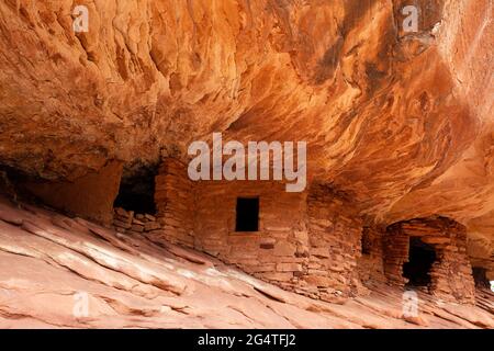 Haus in Brand, Mule Canyon, Cedar Mesa, Arizona Stockfoto