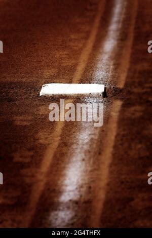 Baseball base und Geweißt base line in Diamant Stockfoto