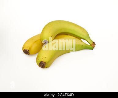 Drei Bananen auf weißem Hintergrund Stockfoto