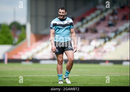 Leigh, England - 19. Juni 2021 - Jake Connor (1) von Hull FC während der Rugby League Betfred Super League Leigh Centurions gegen Hull FC im Leigh Sports Village Stadium, Leigh, Großbritannien Dean Williams/Alamy Live News Stockfoto