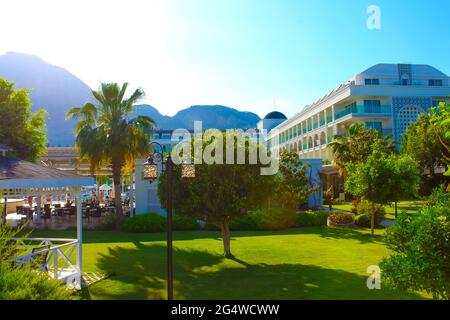 Goynuk, Antalya, Türkei - 11. Mai 2021: Türkei, Goynuk, Hotel Karmir Resort and Spa 5 Sterne im Goynuk, Antalya, Türkei am 11. Mai 2021 Stockfoto