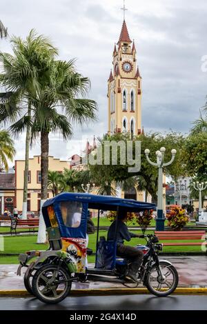 Kirche des heiligen Johannes des Täufers auf der Plaza de Armas, Iquitos, Peru Stockfoto