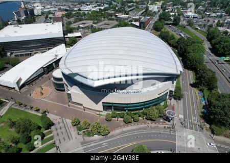 Eine Luftaufnahme des Moda Center, Mittwoch, 23. Juni 2021, in Portland, Die Arena ist die Heimat der Portland Trail Blazers. Stockfoto