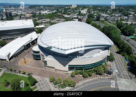 Eine Luftaufnahme des Moda Center, Mittwoch, 23. Juni 2021, in Portland, Die Arena ist die Heimat der Portland Trail Blazers. Stockfoto