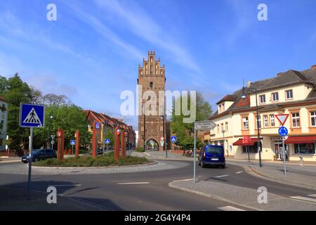 Mai 14 2021 - Anklam/Deutschland: Kleinstadtleben im Frühling Stockfoto