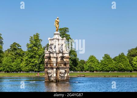 Diana Fountain in Busky Park, East Molesay, Richmond, Lonodn, Großbritannien Stockfoto